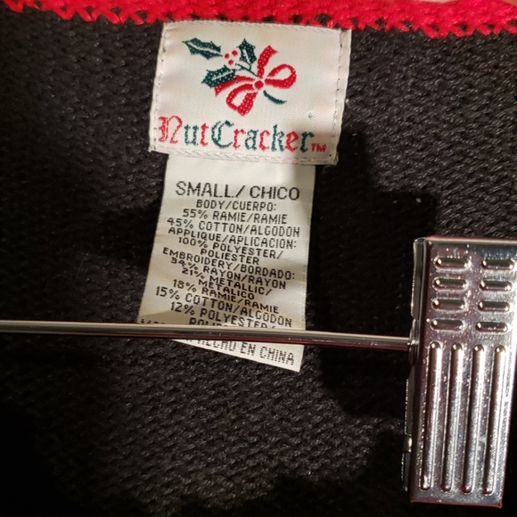 Ugly sweater - Picture 2 of 3